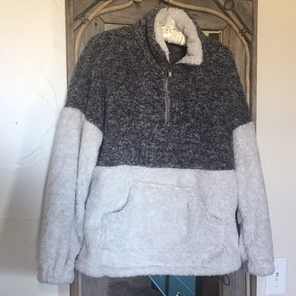 New with tags womens warm  fuzzy fleece pullover - Picture 2 of 6